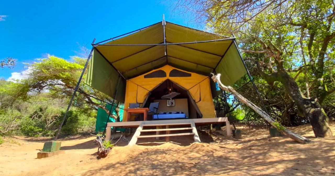 Back Of Beyond Dune Camp Яла Экстерьер фото